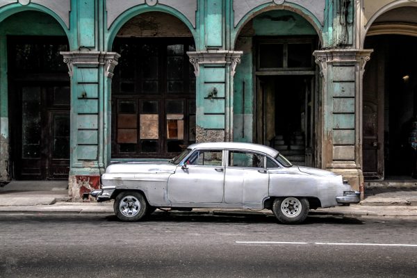 Cuban streets white